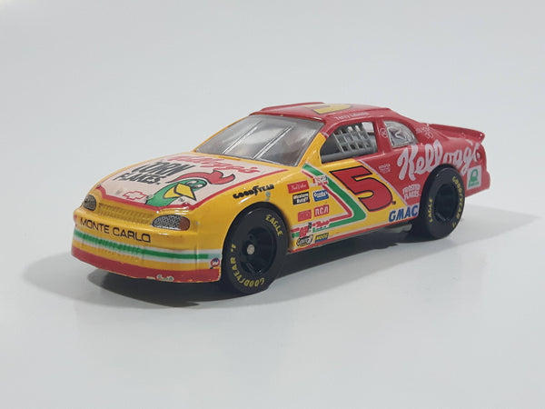 1997 Racing Champions 1996 Champion #5 Terry Labonte Kellogg's Chevrolet Monte Carlo Red Yellow Die Cast Toy Race Car Vehicle