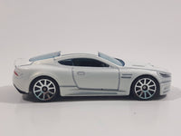 2013 Hot Wheels Showroom - Asphalt 2010 Aston Martin DBS White Die Cast Toy Dream Car Vehicle