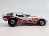 1983 Hot Wheels Vetty Funny Corvette Funny Car White Die Cast Toy Drag Racing Car Vehicle with Lifting Body