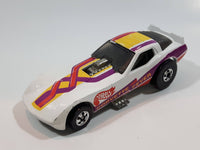 1983 Hot Wheels Vetty Funny Corvette Funny Car White Die Cast Toy Drag Racing Car Vehicle with Lifting Body