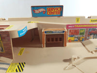 Vintage 1979 Hot Wheels Service Center Foldaway Garage Set in Box