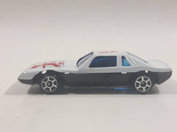 Unknown Brand 930F White Die Cast Toy Car Vehicle