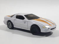 Racing Champions '96 Camaro White Die Cast Toy Car Vehicle - Damaged Base