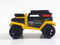 2014 Hot Wheels Stunt Circuit Bad Mudder 2 Black and Yellow Die Cast Toy Car Vehicle