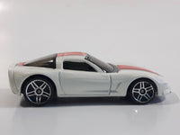 2006 Hot Wheels Corvette C6 White Die Cast Toy Car Vehicle