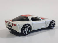 2006 Hot Wheels Corvette C6 White Die Cast Toy Car Vehicle