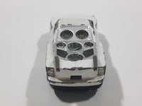 2005 Hot Wheels AcceleRacers Bassline White Die Cast Toy Car Vehicle - McDonalds Happy Meal