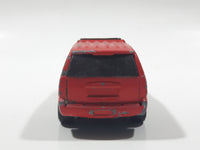 2009 Hot Wheels HW City Works '07 Chevy Tahoe Fire Dept. Rescue #8 Red Die Cast Toy Car Emergency Vehicle