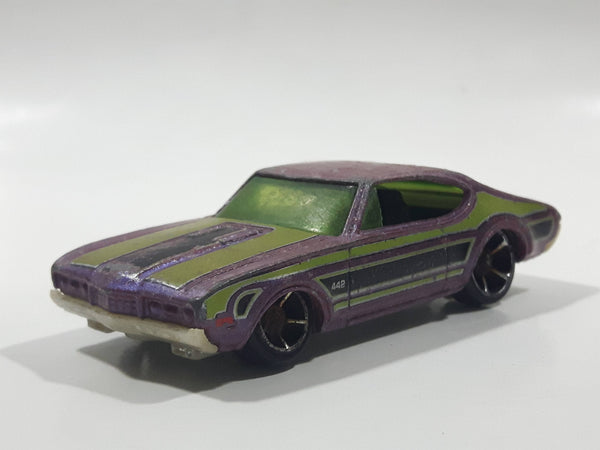 2009 Hot Wheels Muscle Mania Olds 442 Purple Die Cast Toy Car Vehicle