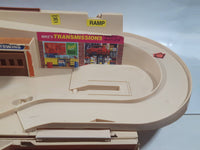 Vintage 1979 Hot Wheels Service Center Foldaway Garage Set - Missing Parts