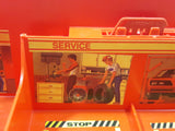 Vintage 1981 Hot Wheels Inside Track Garage Set Red Fold Out Carry Case