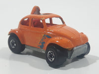 1988 Hot Wheels Color Racers Baja Bug Volkswagen VW Beetle Metallic Orange Brown To Yellow Die Cast Toy Car Vehicle