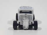 1999 Hot Wheels '32 Ford Roadster Metallic White Die Cast Toy Hot Rod Car Vehicle