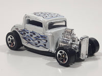 1999 Hot Wheels '32 Ford Roadster Metallic White Die Cast Toy Hot Rod Car Vehicle