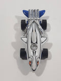 Rare 2009 Hot Wheels Color Shifters Octo Battle Sharkruiser White and Blue and Purple Die Cast Toy Car Shark Shaped Vehicle