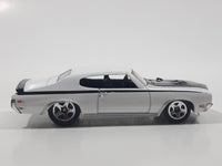 2009 Hot Wheels '70 Buick GSX White Die Cast Toy Car Vehicle