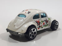 1998 Hot Wheels Artistic License 1953-57 Volkswagen VW Bug White Die Cast Toy Car Vehicle