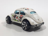 1998 Hot Wheels Artistic License 1953-57 Volkswagen VW Bug White Die Cast Toy Car Vehicle