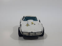 1997 Hot Wheels Street Beast Corvette Stingray White Die Cast Toy Car Vehicle