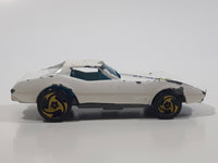 1997 Hot Wheels Street Beast Corvette Stingray White Die Cast Toy Car Vehicle