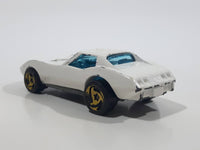 1997 Hot Wheels Street Beast Corvette Stingray White Die Cast Toy Car Vehicle