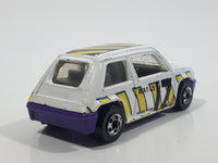 1991 Hot Wheels Renault 5 GT Turbo White Die Cast Toy Car Vehicle