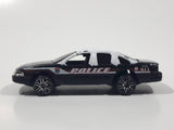 Yat Ming No. 840 Ford Crown Victoria Police Black and White Die Cast Toy Car Vehicle Missing Roof Lights