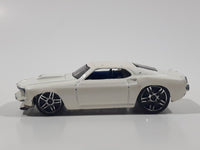 2007 Hot Wheels '69 Mustang Pearl White Die Cast Toy Muscle Car Vehicle