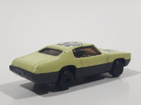Unknown Brand "Master Racing" #15 Light Foam Green Die Cast Toy Car Vehicle