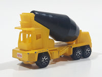 1995 Hot Wheels Oshkosh Cement Mixer Yellow & Black Die Cast Toy Truck Construction Vehicle