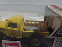 Home Hardware Limited Edition 1936 Dodge Fargo Delivery Truck Coin Bank 1/25 Scale New in Box