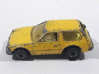 1978 Hot Wheels Flying Colors Packin' Pacer Yellow Die Cast Toy Car Vehicle - Hong Kong