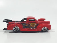 2003 Hot Wheels Robo Zoo '40 Ford Truck Red Die Cast Toy Car Vehicle