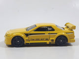 2016 Hot Wheels Night Burnerz Nissan Skyline GT-R R32 Yellow Die Cast Toy Car Vehicle