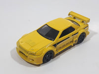 2016 Hot Wheels Night Burnerz Nissan Skyline GT-R R32 Yellow Die Cast Toy Car Vehicle