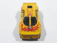 1985 Hot Wheels Crack-Ups Exotic (side crash) Side Banger Yellow Die Cast Toy Muscle Car Vehicle Hong Kong