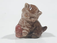 Vintage Wade Red Rose Tea Figurine Kitten with Pink Tinted Yarn