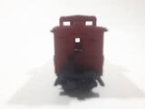 Tyco HO Scale CN 72952 Caboose Red Plastic and Metal Train Car Vehicle
