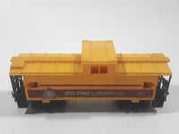Cox HO Scale Big Time Lumber Co. 011 Caboose Yellow Plastic and Metal Train Car Vehicle