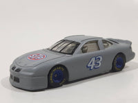 1998 Hot Wheels Pro Racing NASCAR #43 Bobby Hamilton STP Flat Grey Die Cast Toy Race Car Vehicle