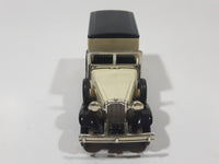 Lledo Days Gone 1936 Packard Delivery Van FTD Florist Transworld Delivery "Say it with flowers" Cream White Die Cast Toy Car Vehicle