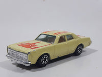 Yatming No. 1031 Dodge Monaco Pale Cream Yellow Die Cast Toy Car Vehicle