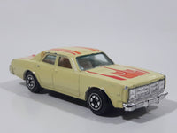 Yatming No. 1031 Dodge Monaco Pale Cream Yellow Die Cast Toy Car Vehicle