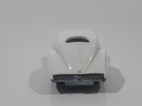 1988 Hot Wheels Classics Talbot Lago White Die Cast Toy Classic Car Vehicle