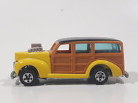 1990 Hot Wheels '40's Woodie Yellow and Black Wood Panel Die Cast Toy Car Vehicle