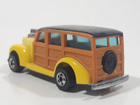 1990 Hot Wheels '40's Woodie Yellow and Black Wood Panel Die Cast Toy Car Vehicle