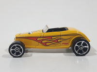 2015 Hot Wheels Mulitpack Exclusive '33 Ford Yellow with Flames Die Cast Toy Car Hot Rod Vehicle