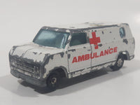 Vintage 1981 Yatming No. 1501 Ambulance Medics Van White Die Cast Toy Car Emergency Rescue Vehicle Universal Studios