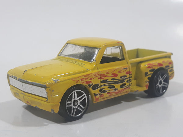 2015 Hot Wheels Heat Fleet II Custom '69 Chevy Pickup Truck Yellow Die Cast Toy Car Vehicle