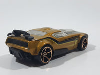 2010 Hot Wheels Multipack Exclusive Fast Fish Metalflake Gold Die Cast Toy Race Car Vehicle